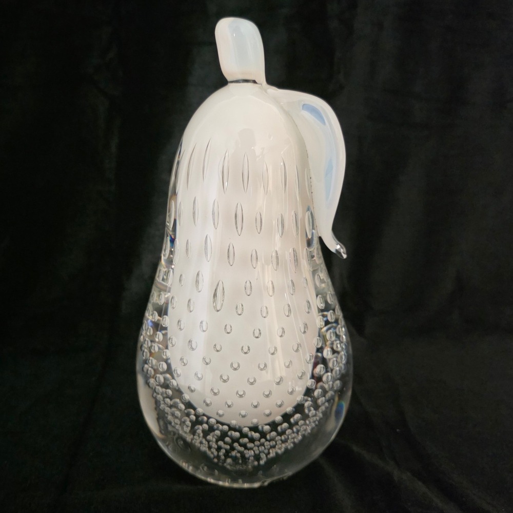 Murano Seguso Arte Vetro White Bullicante Glass Pear 8" EUC w/ Label MCM Beauty